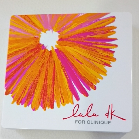 Clinique Lulu K Floral Cosmetic Bag Set - Picture 5 of 6